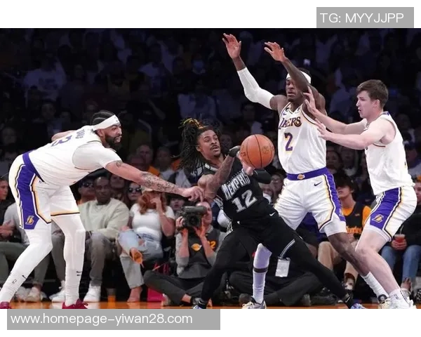 2月22日国王与勇士精彩对决在线直播全程回放与赛后分析 2月22日国王与勇士精彩对决在线直播全程回放与赛后分析