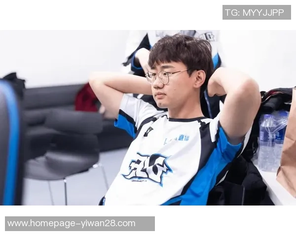 TES在CSGO赛场上的节奏掌控与失误分析 TES在CSGO赛场上的节奏掌控与失误分析