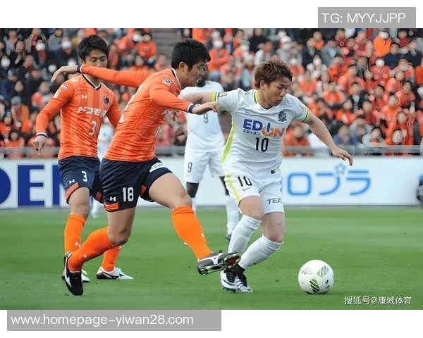 大宫松鼠与模滨FC激战正酣谁能在赛场上书写新的传奇篇章